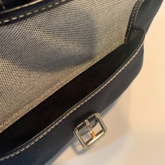 NWOT Dooney & Bourke Signature East/West Shoulder Bag Satchel - Picture 10 of 16